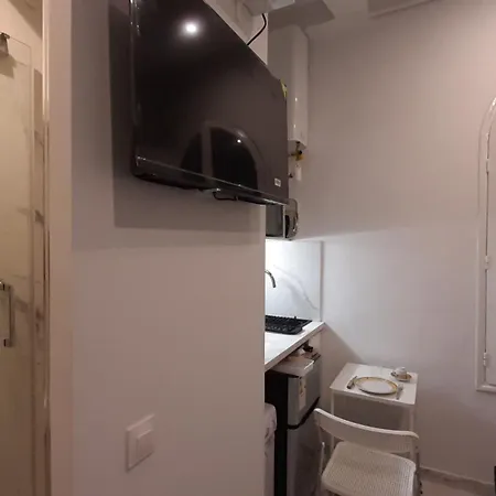 Winter Palace Beausejour Apartman *