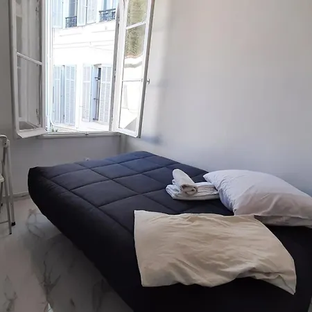 Winter Palace Beausejour