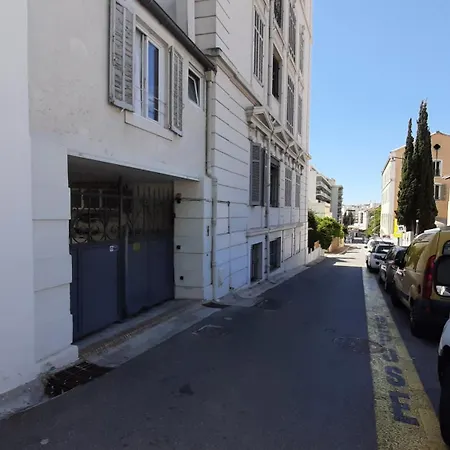 公寓 Winter Palace Beausejour