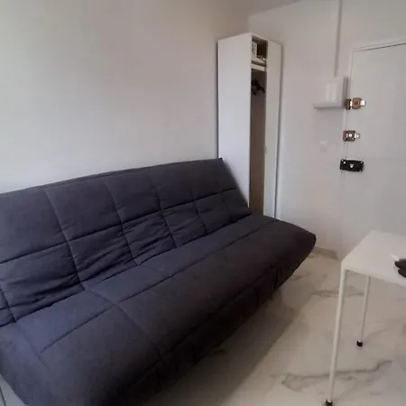 Winter Palace Beausejour