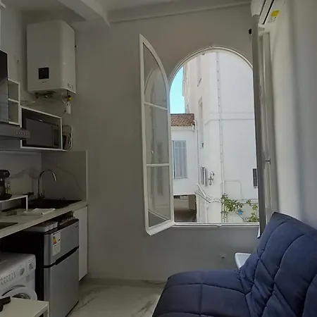 Winter Palace Beausejour Апартаменты *