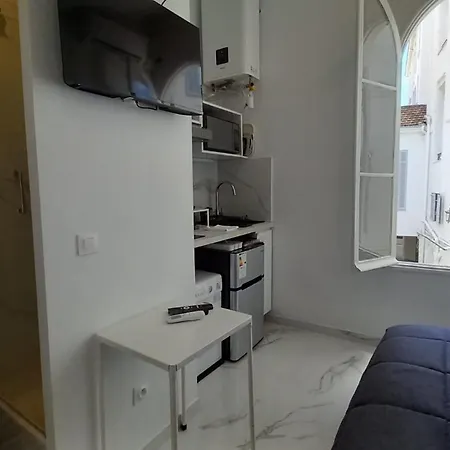 公寓 Winter Palace Beausejour